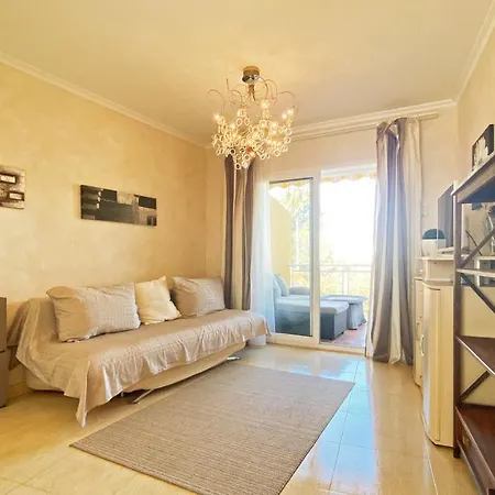 Excelente 2-Bed Apartment In Denia Near The Beach 데니아